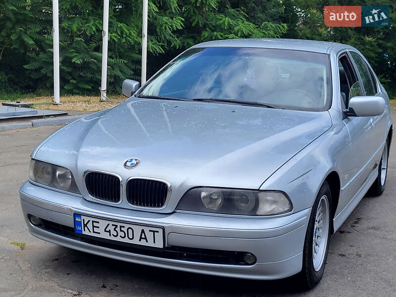 Bmw 5 series (2001)