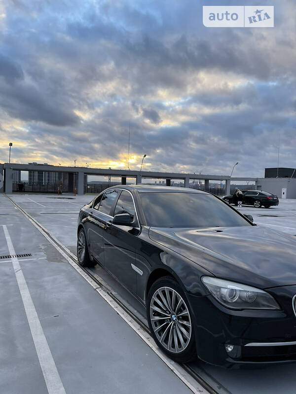 Bmw 730d (2010)