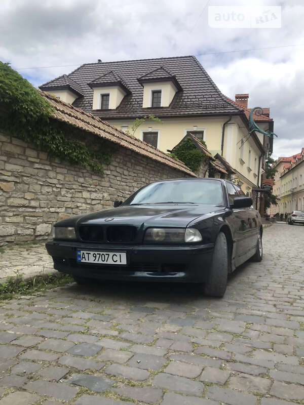 Bmw 7 series (1995)