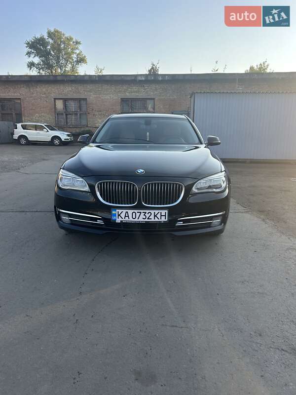 Bmw 7 series (2013)