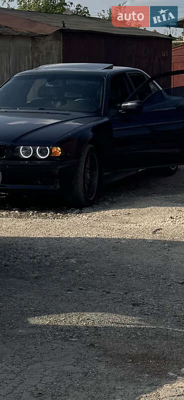 Bmw 730 (2001)
