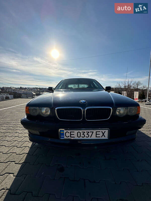 Bmw 7 series (2001)