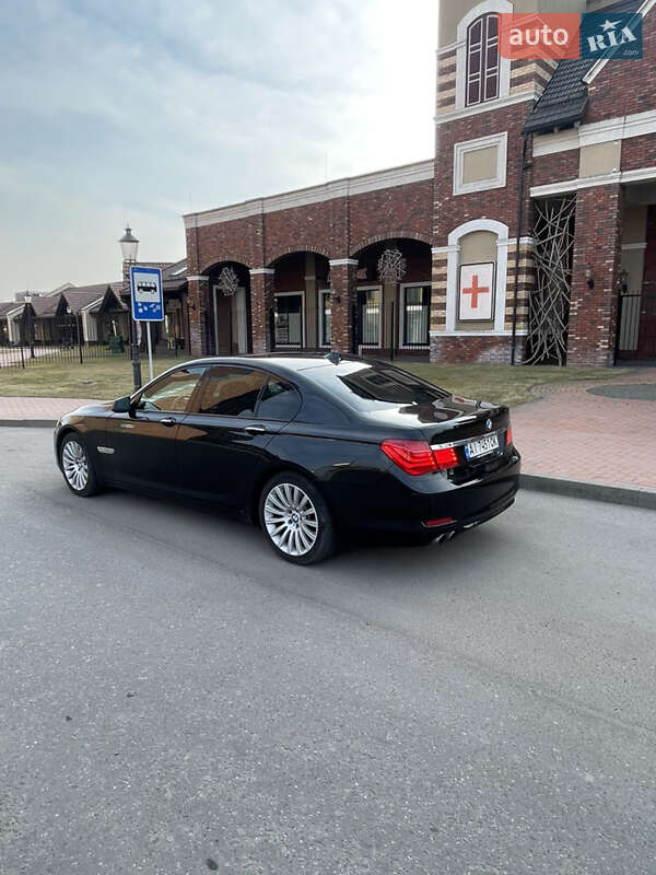 Bmw 7 series (2010)