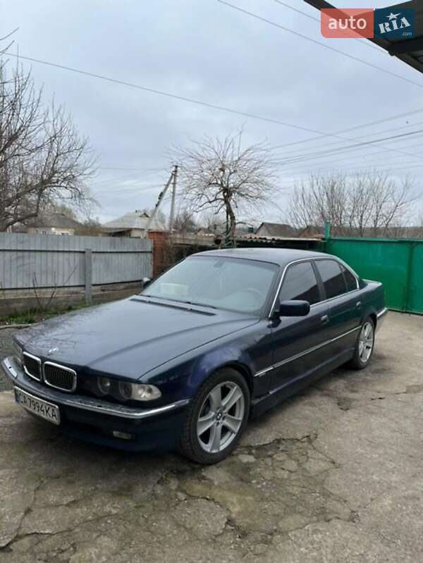 Bmw 7 series (1999)