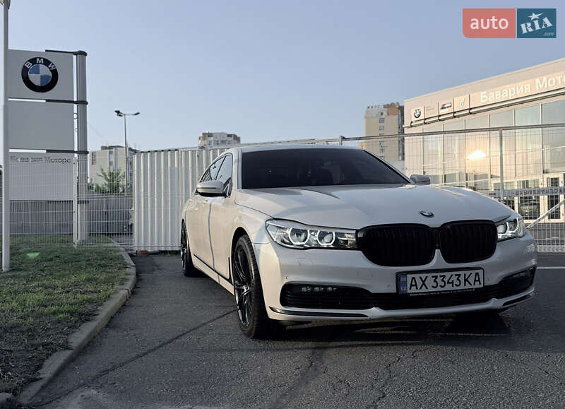Bmw 7 series (2016)