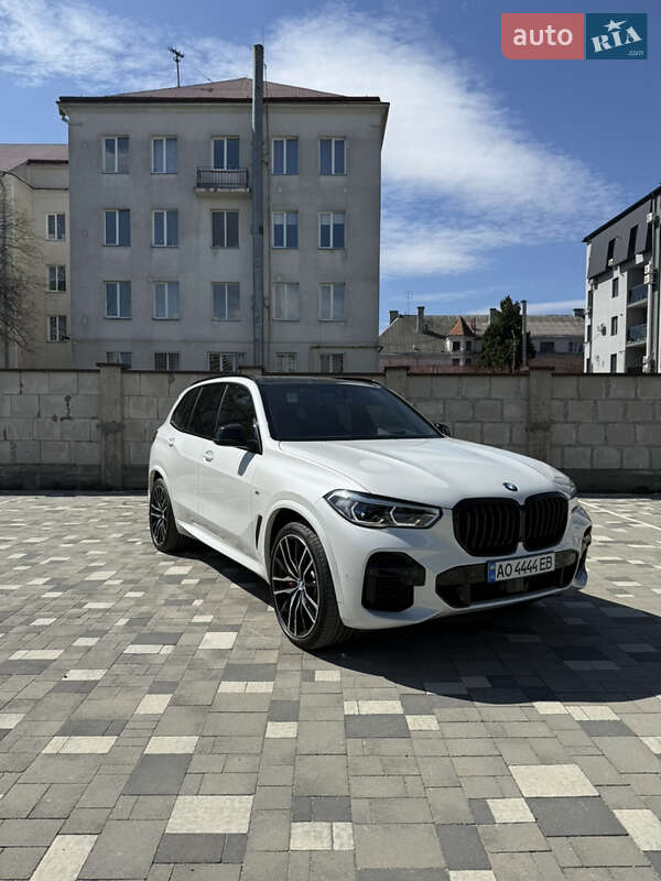 Bmw X5 (2022)