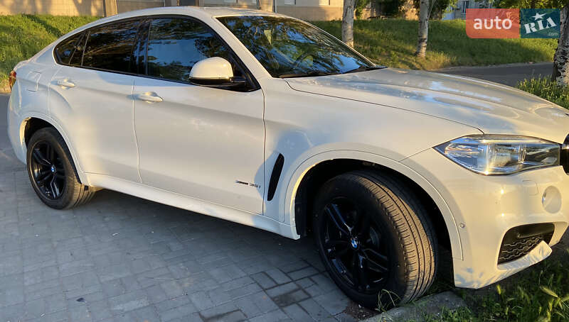 Bmw X6 (2015)