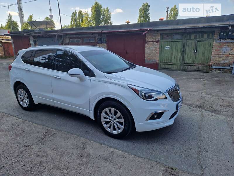 Buick Envision (2017)