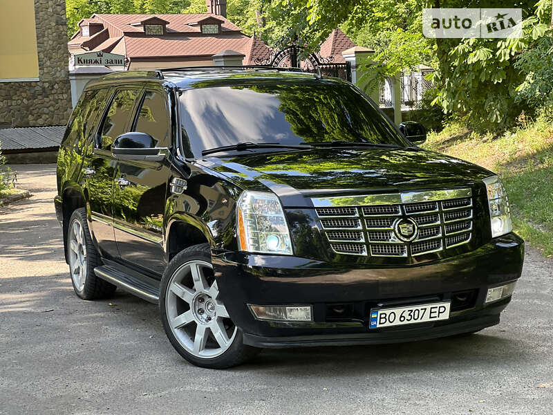 Cadillac Escalade (2011)