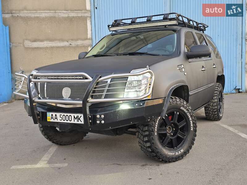 Cadillac Escalade (2006)
