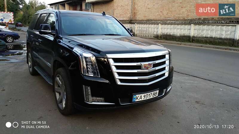Cadillac Escalade (2017)
