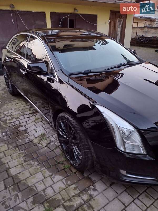 Cadillac Xts (2017)