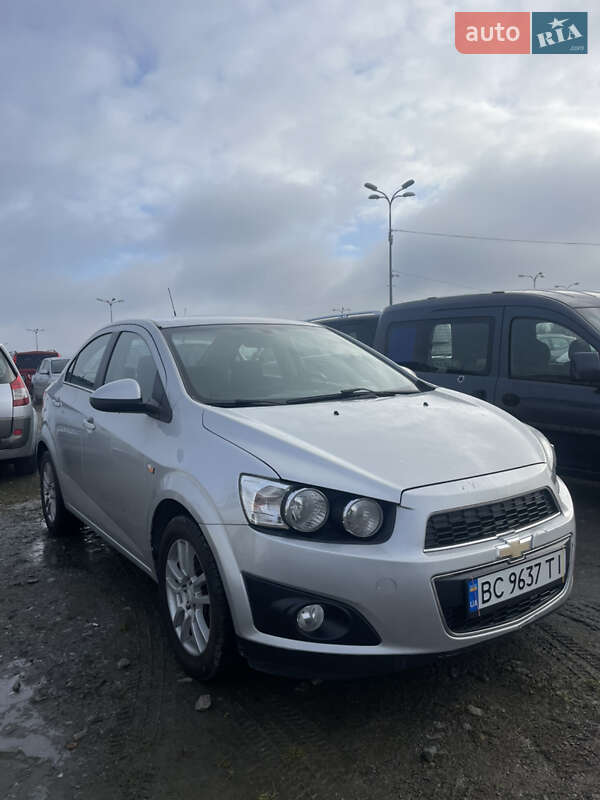 Chevrolet Aveo (2012)
