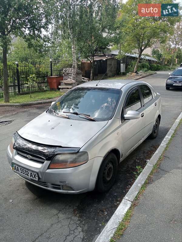 Chevrolet Aveo (2005)