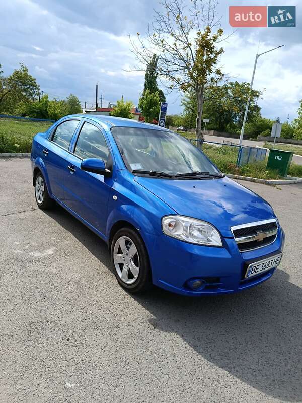 Chevrolet Aveo (2011)
