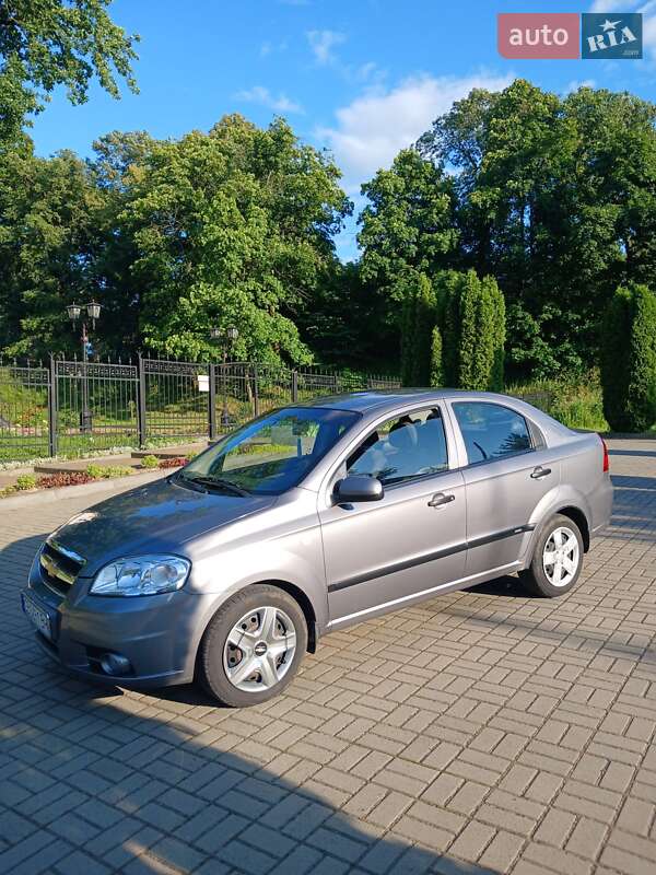Chevrolet Aveo (2011)