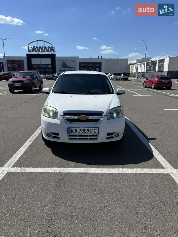 Chevrolet Aveo (2010)