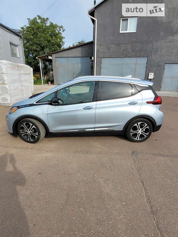 Chevrolet Bolt ev (2017)