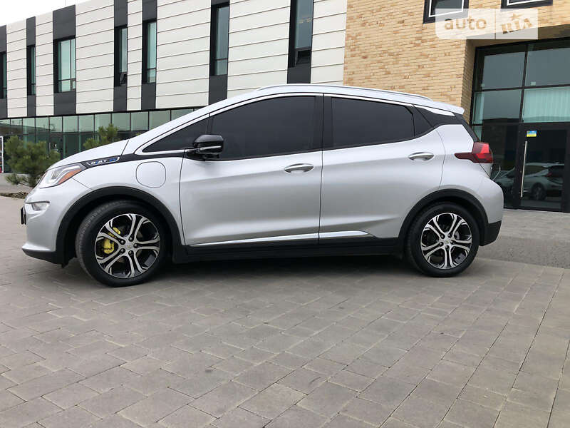 Chevrolet Bolt ev (2017)
