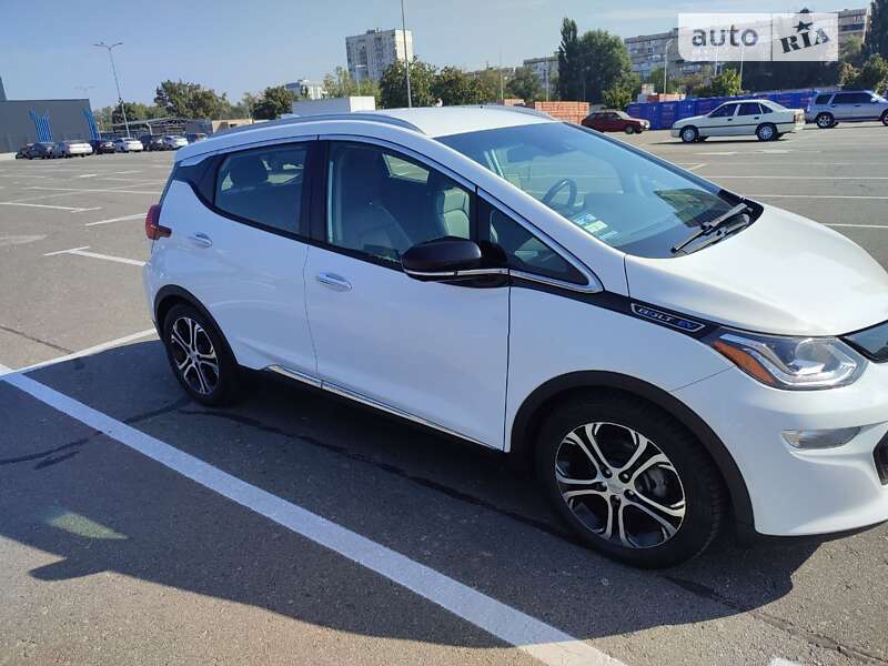 Chevrolet Bolt ev (2017)