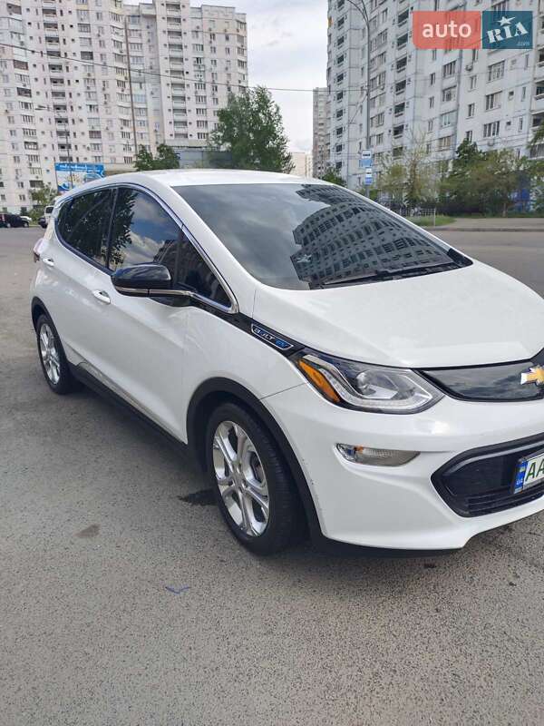 Chevrolet Bolt ev (2017)