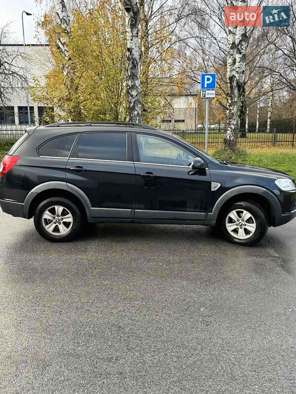 Chevrolet Captiva (2009)