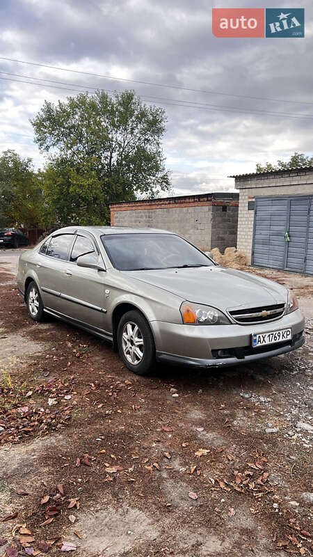 Chevrolet Evanda (2005)