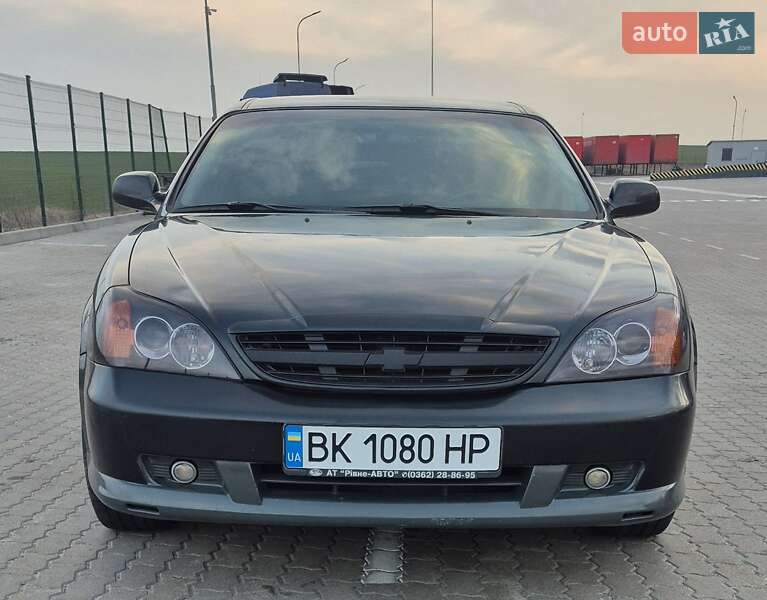 Chevrolet Evanda (2005)