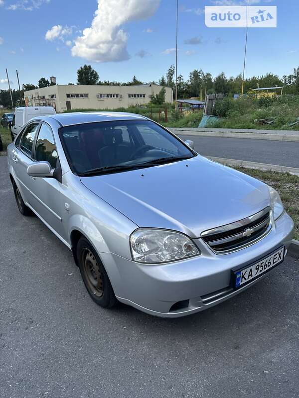 Chevrolet Lacetti (2011)