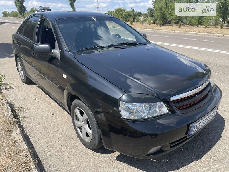 Chevrolet Lacetti (2005)