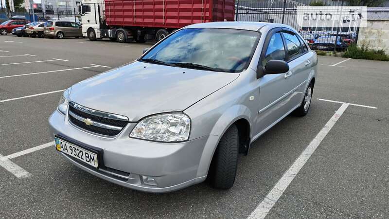 Chevrolet Lacetti (2006)
