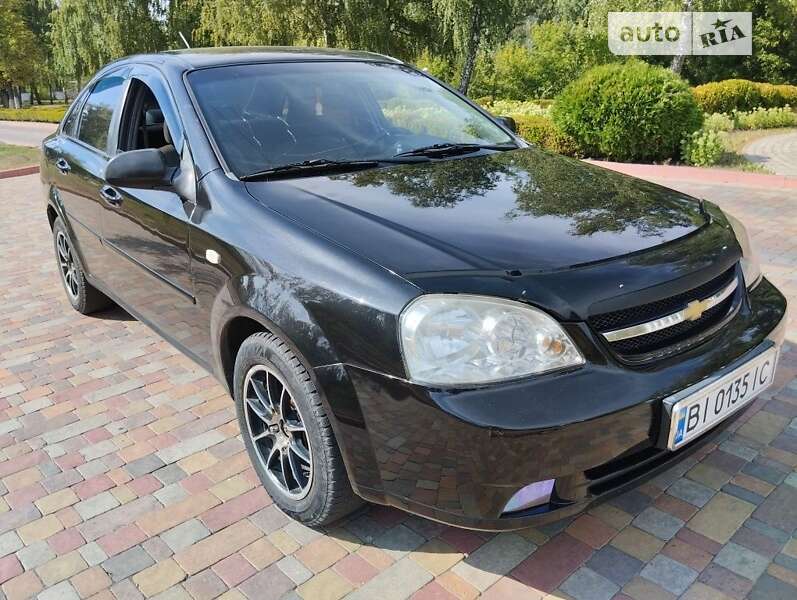 Chevrolet Lacetti (2005)