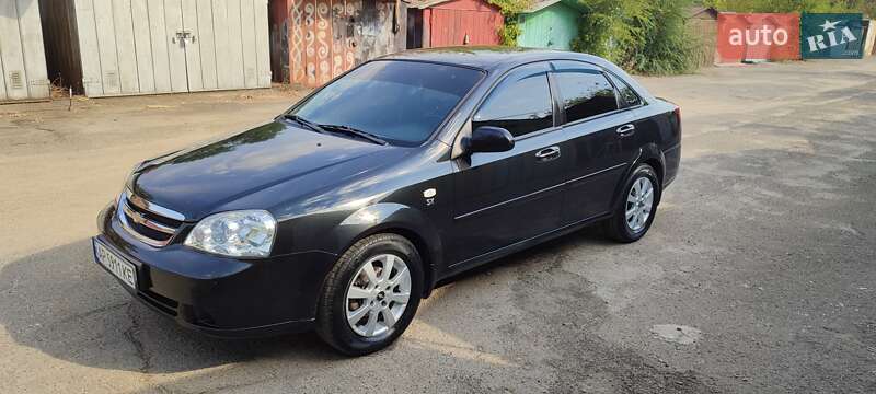 Chevrolet Lacetti (2012)