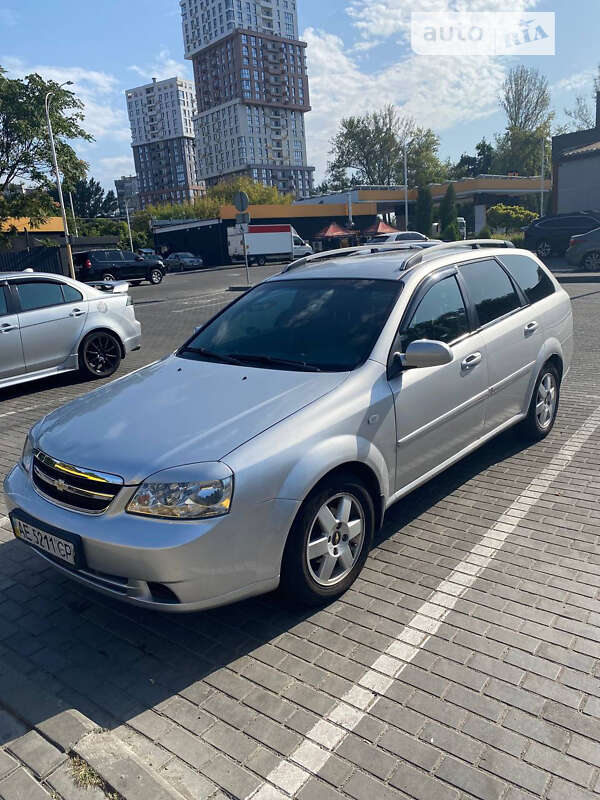 Chevrolet Lacetti (2005)