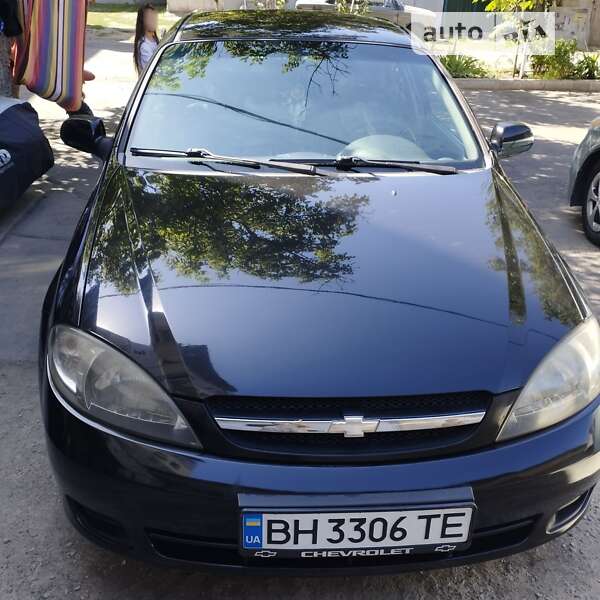 Chevrolet Lacetti (2004)