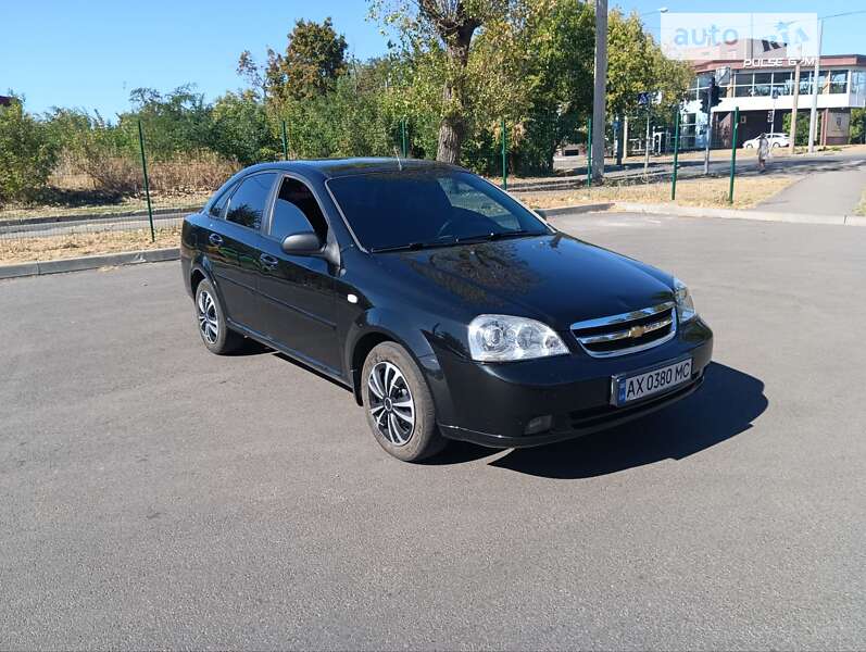 Chevrolet Lacetti (2005)
