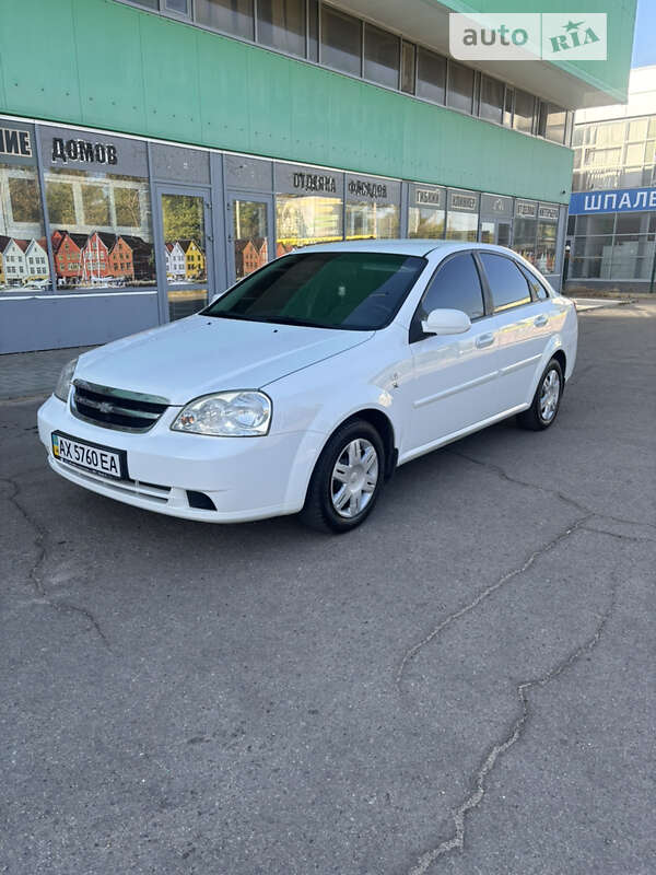 Chevrolet Lacetti (2012)