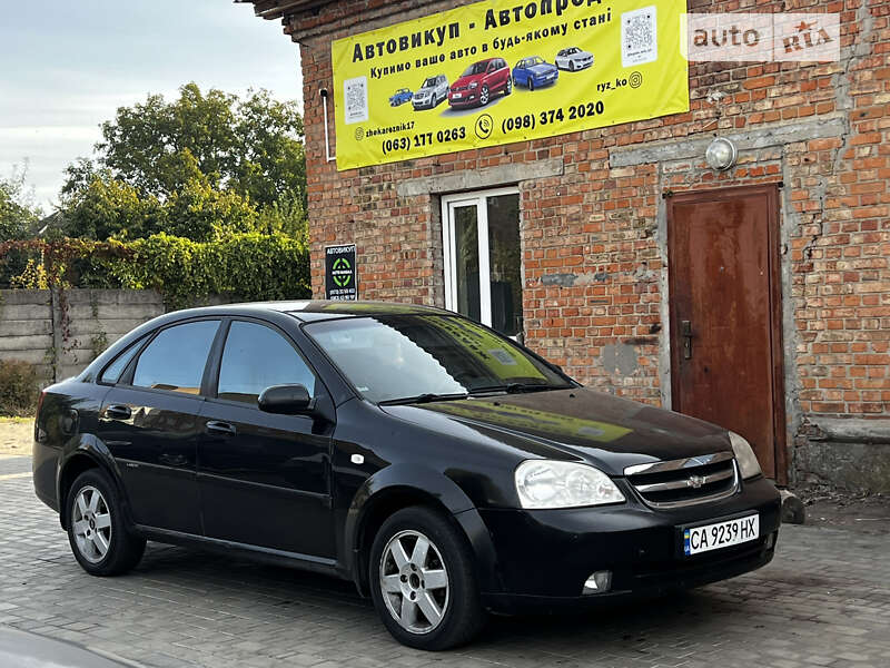 Chevrolet Lacetti (2004)