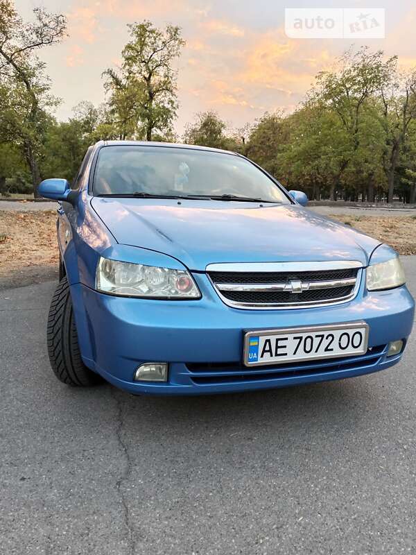 Chevrolet Lacetti (2005)
