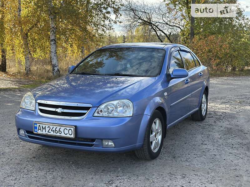 Chevrolet Lacetti (2005)