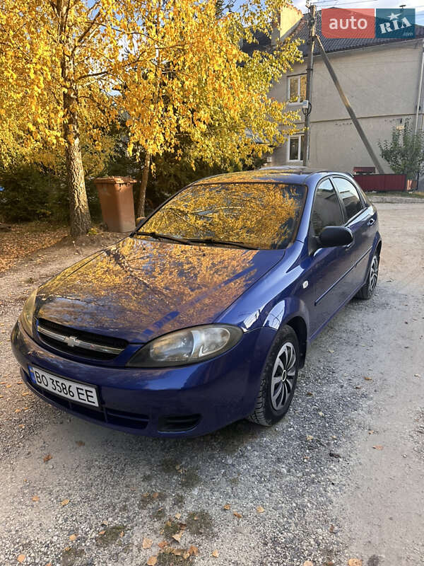 Chevrolet Lacetti (2005)