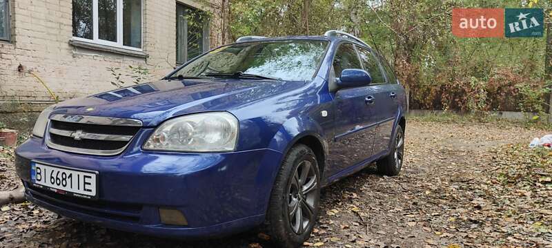 Chevrolet Lacetti (2005)