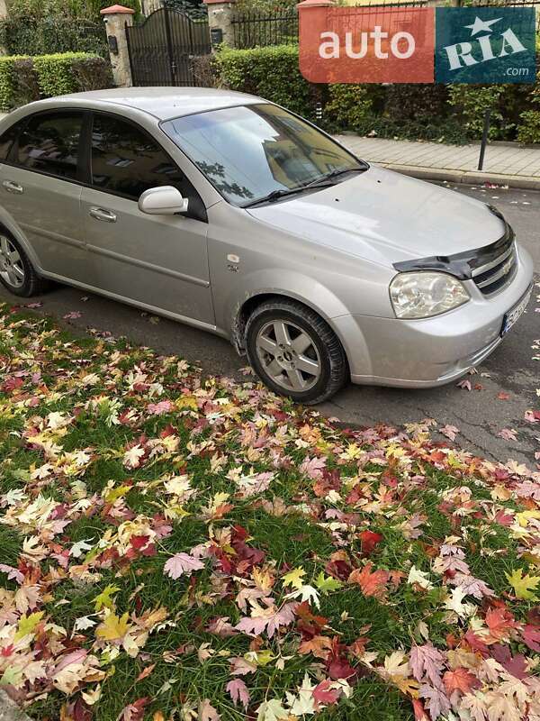 Chevrolet Lacetti (2005)