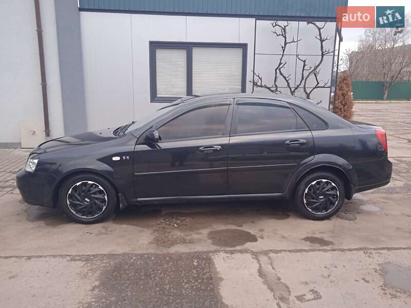 Chevrolet Lacetti (2005)