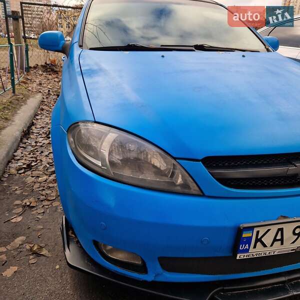 Chevrolet Lacetti (2005)