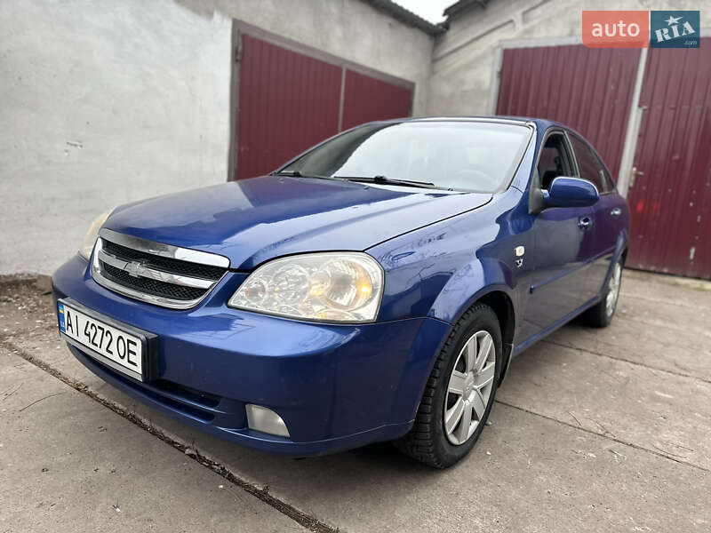 Chevrolet Lacetti (2005)