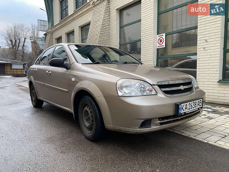 Chevrolet Lacetti (2008)