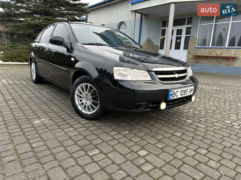 Chevrolet Lacetti (2008)