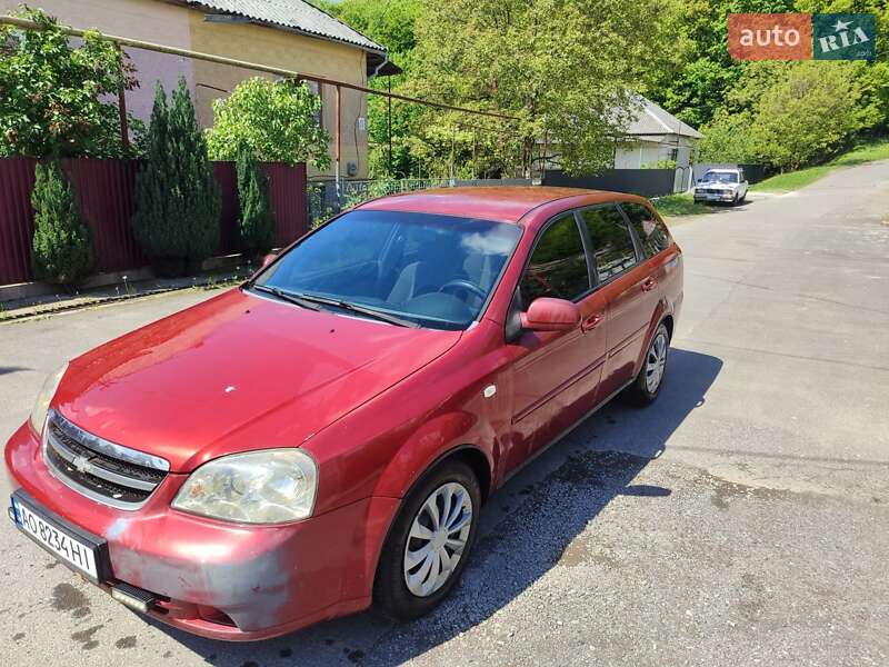 Chevrolet Lacetti (2005)