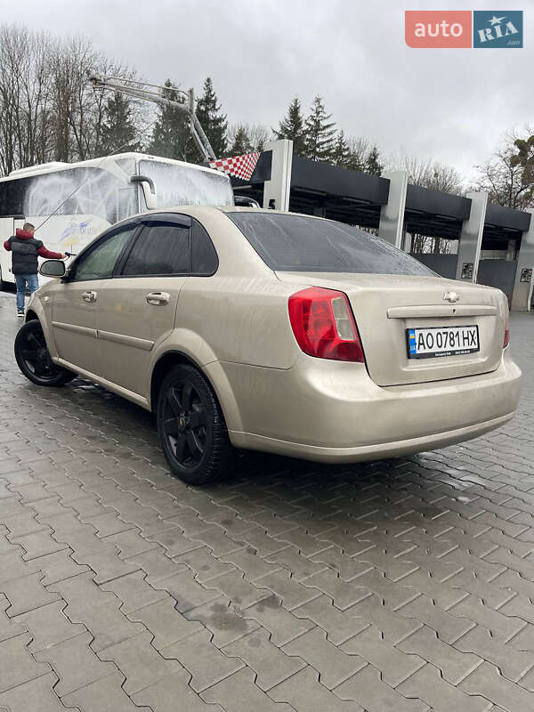 Chevrolet Lacetti (2006)